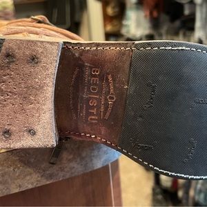Bed Stu all leather. Lightly worn. I wear a size 9 these are 9.5. 15” shaft